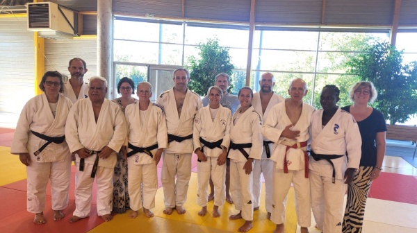 Les 29 et 30 septembre, à Temple-sur-Lot, s’est déroulé le SNR.  Étaient présents les enseignants, les dirigeants ainsi que les bénévoles des Pyrénées-Atlantiques (P.A.).